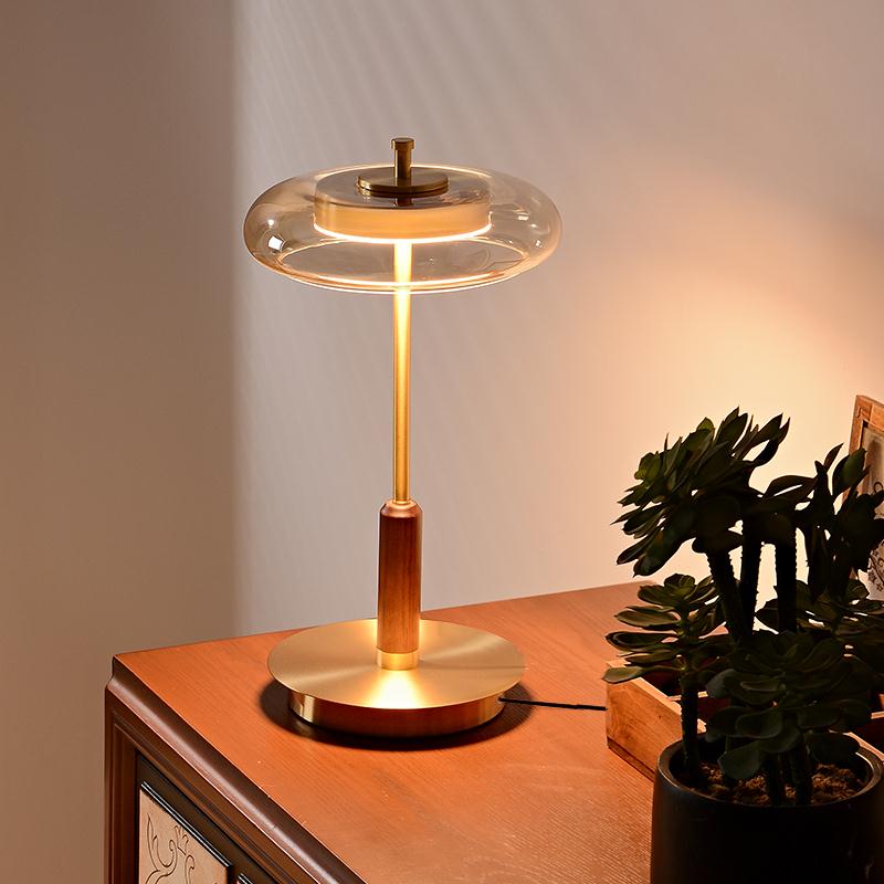 Mushroom Table Lamp - 12W LED Copper Table Lamp Brightness
